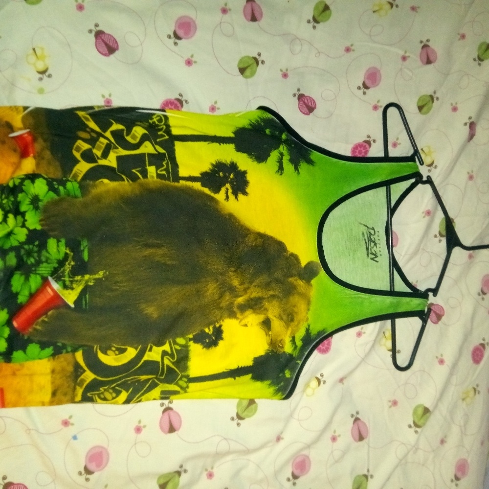 Tank top - Picture 2 of 3
